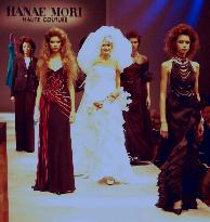 (1)Hanae Mori holds 1st fashion show since bankruptcy